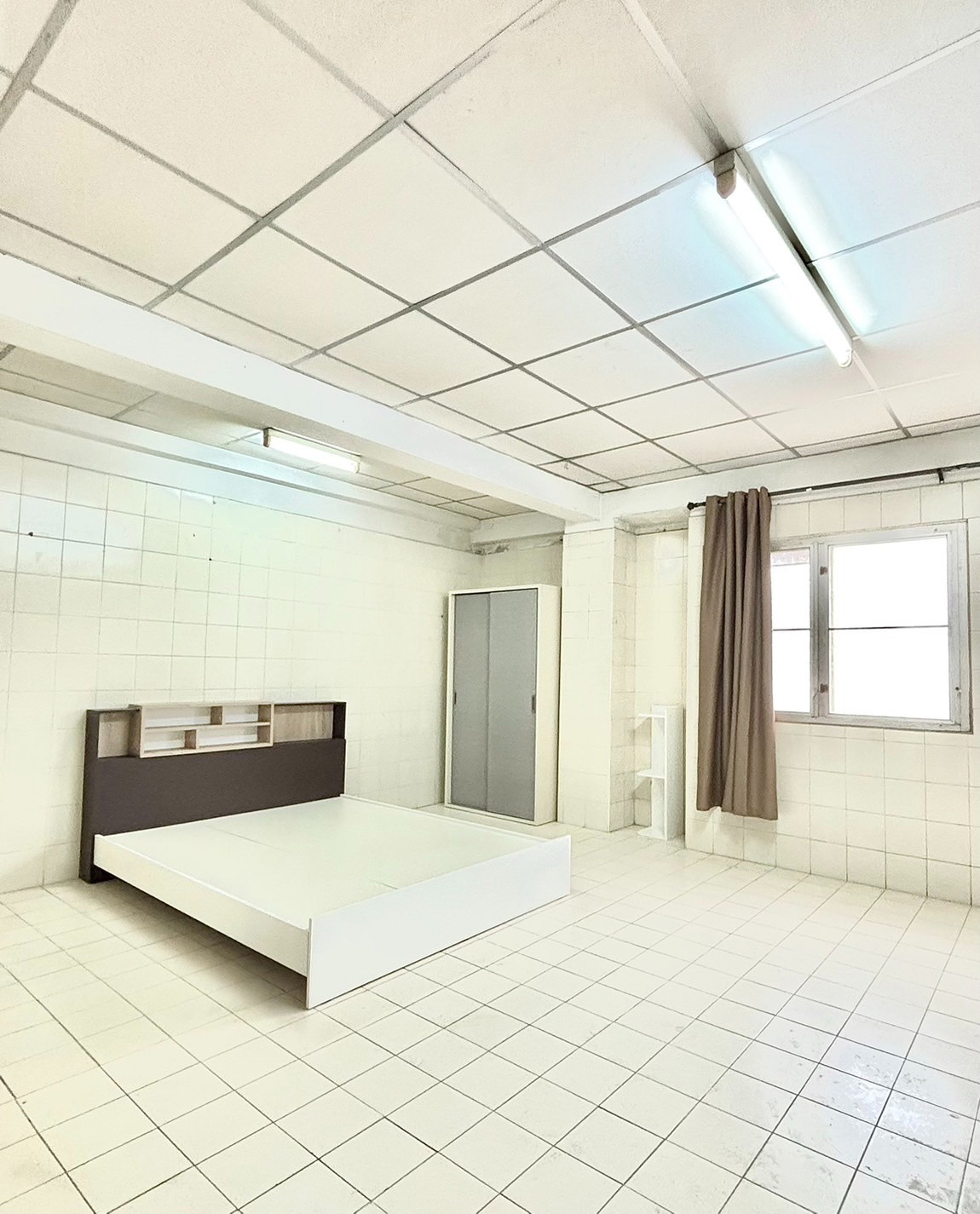 1 Bed Condo — photo 5
