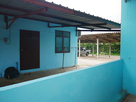 Condo — photo 1