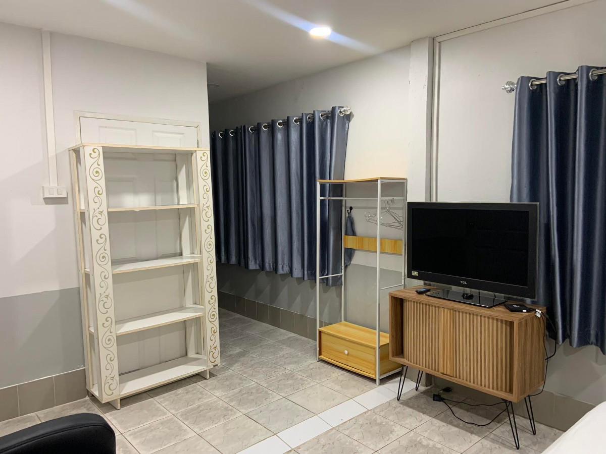 1 Bed Condo — photo 5