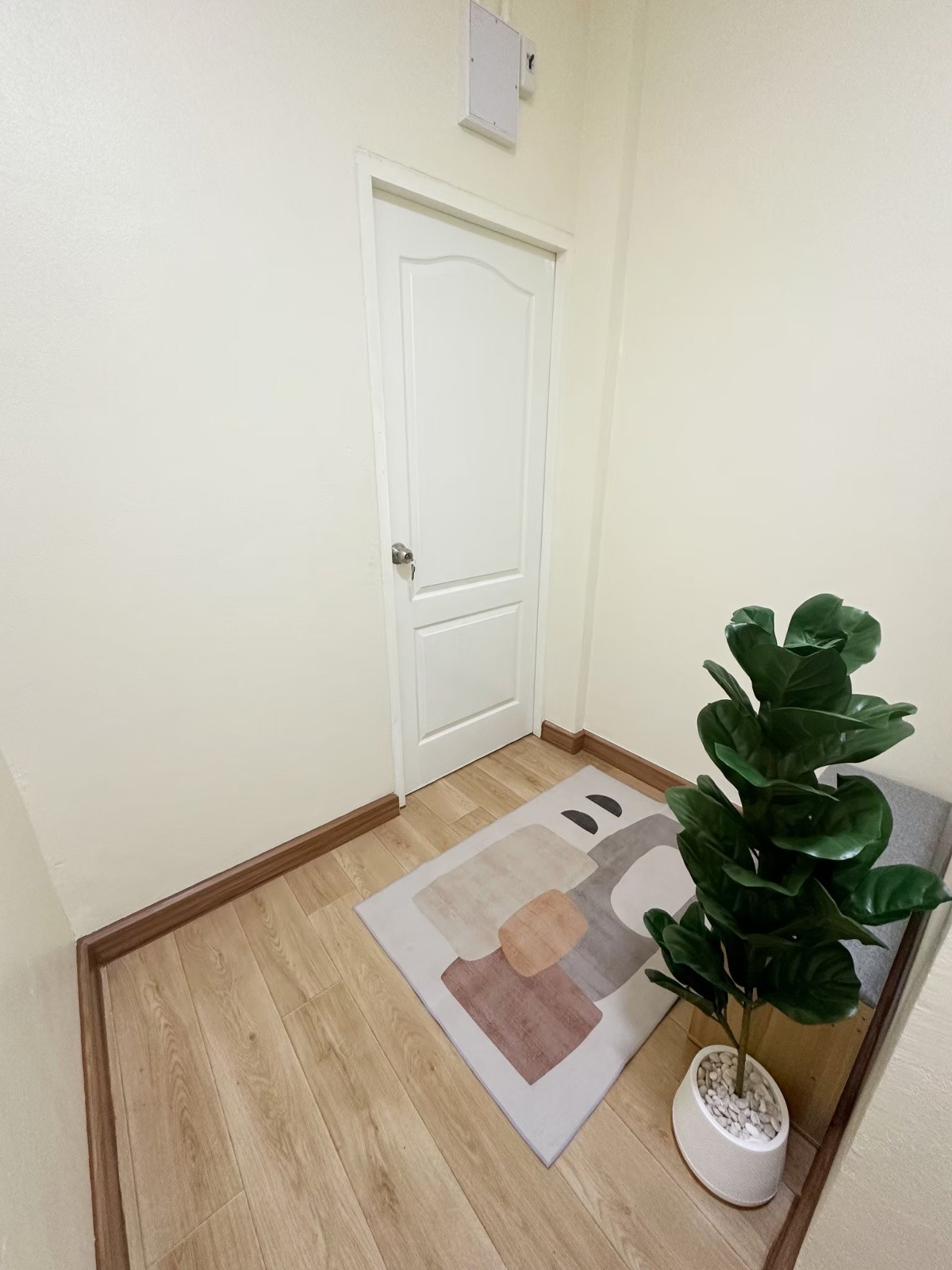 1 Bed Condo — photo 4