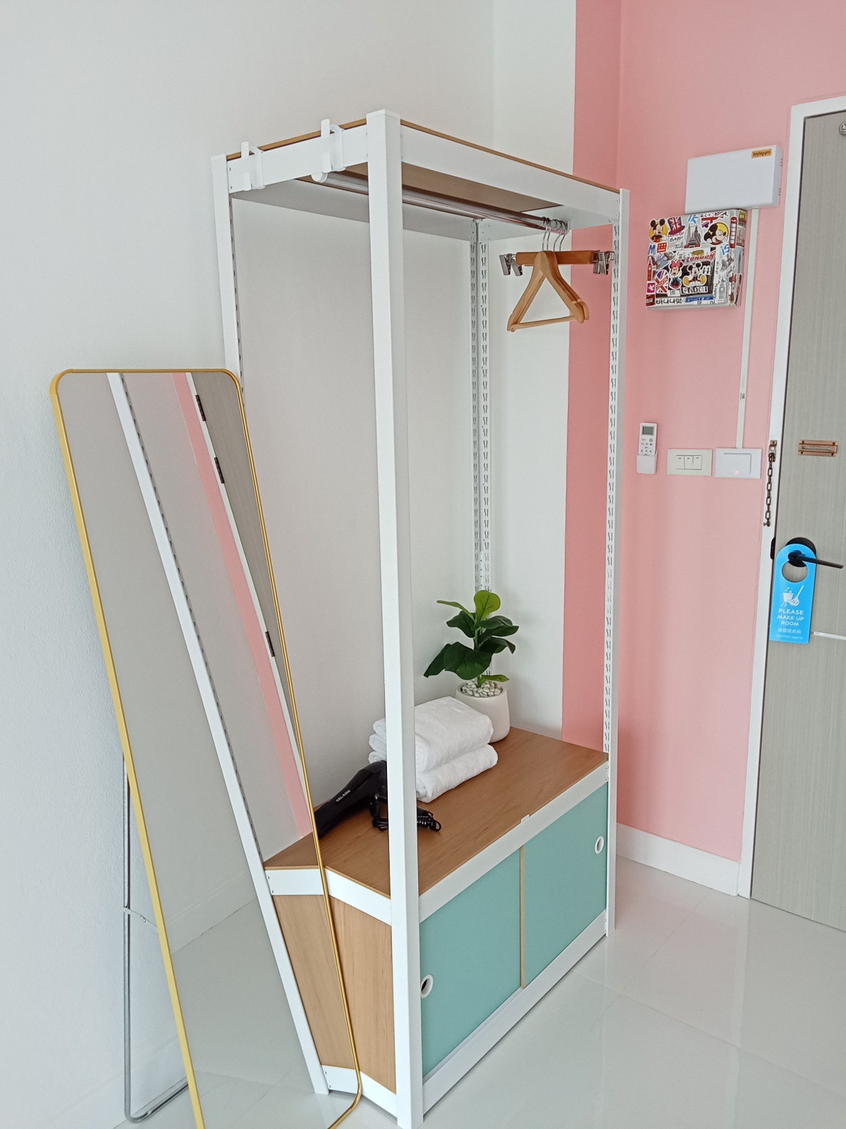 1 Bed Condo — photo 1