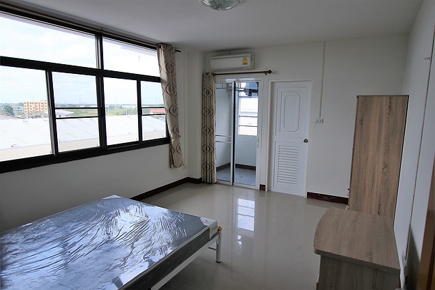 1 Bed Condo · Lat Krabang, bangkok — photo 2