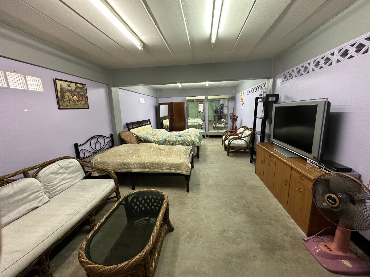 1 Bed Condo · Bang Khun Thian, bangkok — photo 4