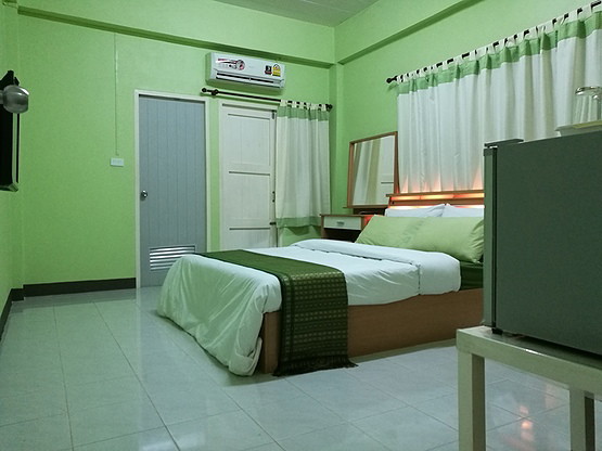 Condo — photo 2