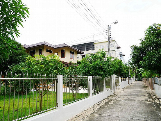 1 Bed Condo · Bangkok Yai, bangkok — photo 3