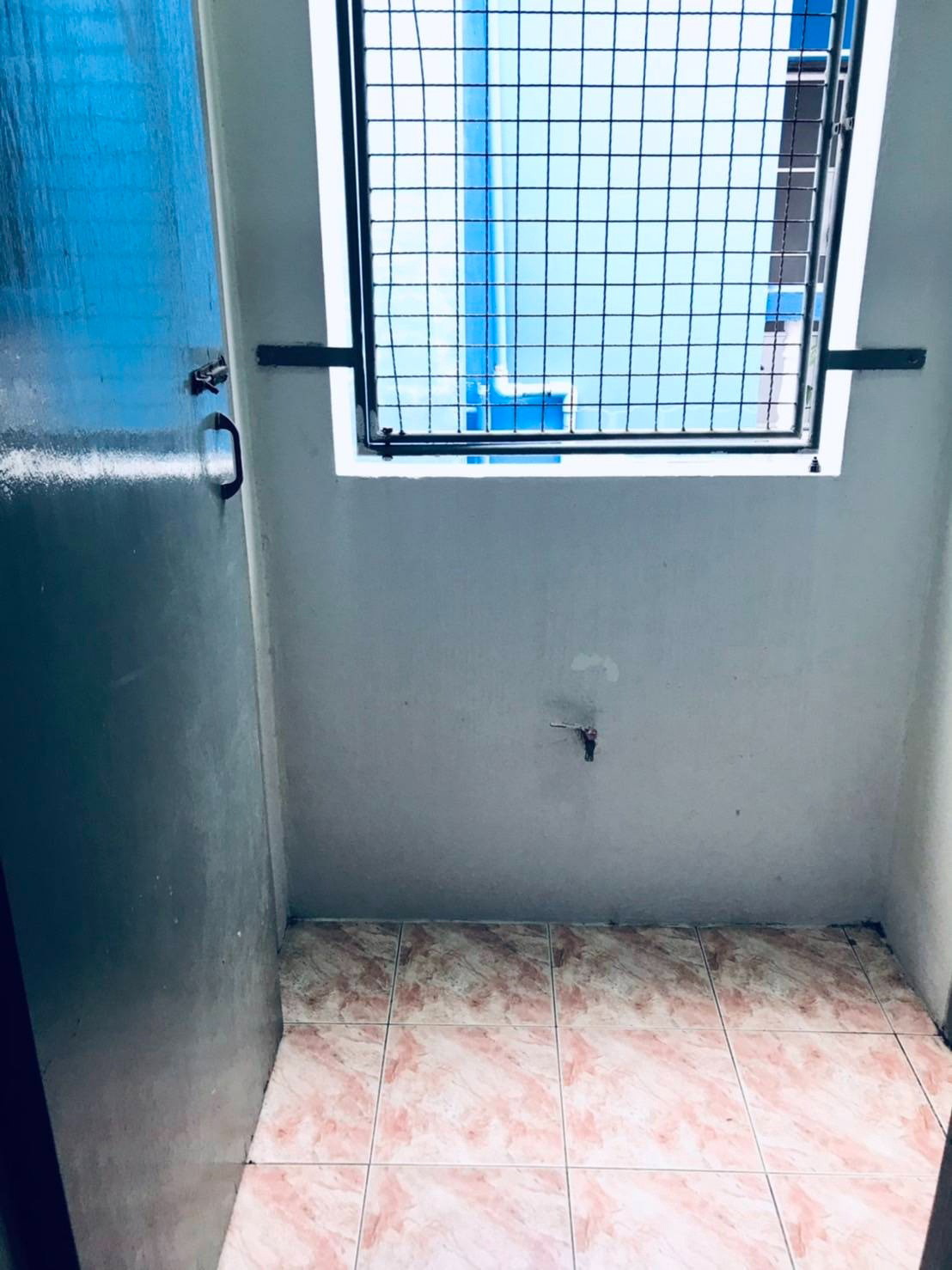 1 Bed Condo — photo 3