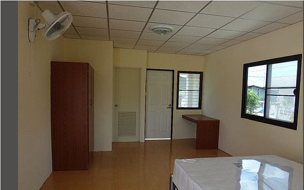 1 Bed Condo — photo 3