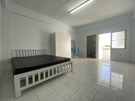 Condo · chon_buri — photo 2