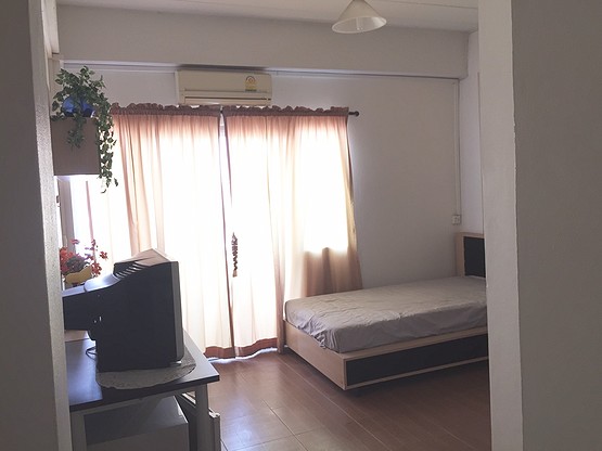 1 Bed Condo — photo 1