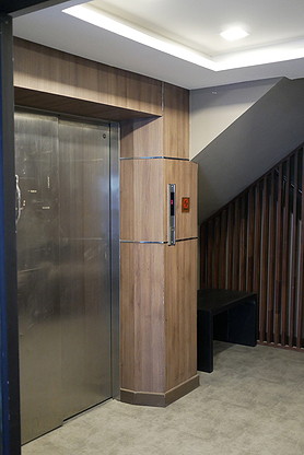 The Riche residence — photo 2