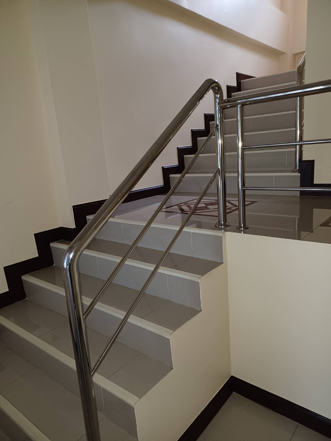 1 Bed Condo — photo 3