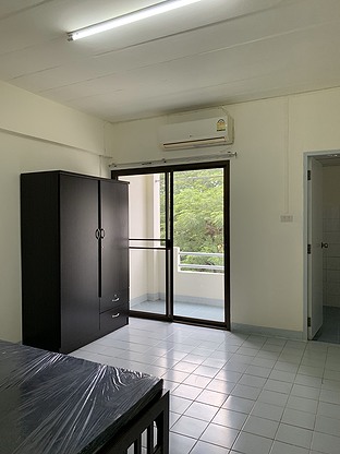 1 Bed Condo · Wang Thonglang, bangkok — photo 1
