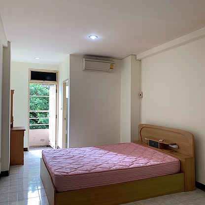 1 Bed Condo · Bang Khen, bangkok — photo 4