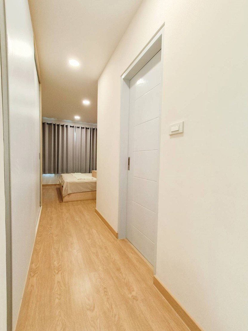 1 Bed Condo — photo 5