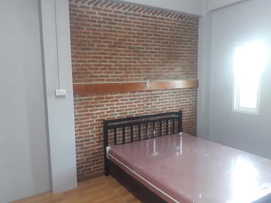 1 Bed Condo — photo 3