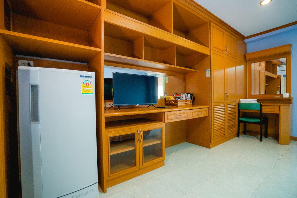 Condo — photo 2