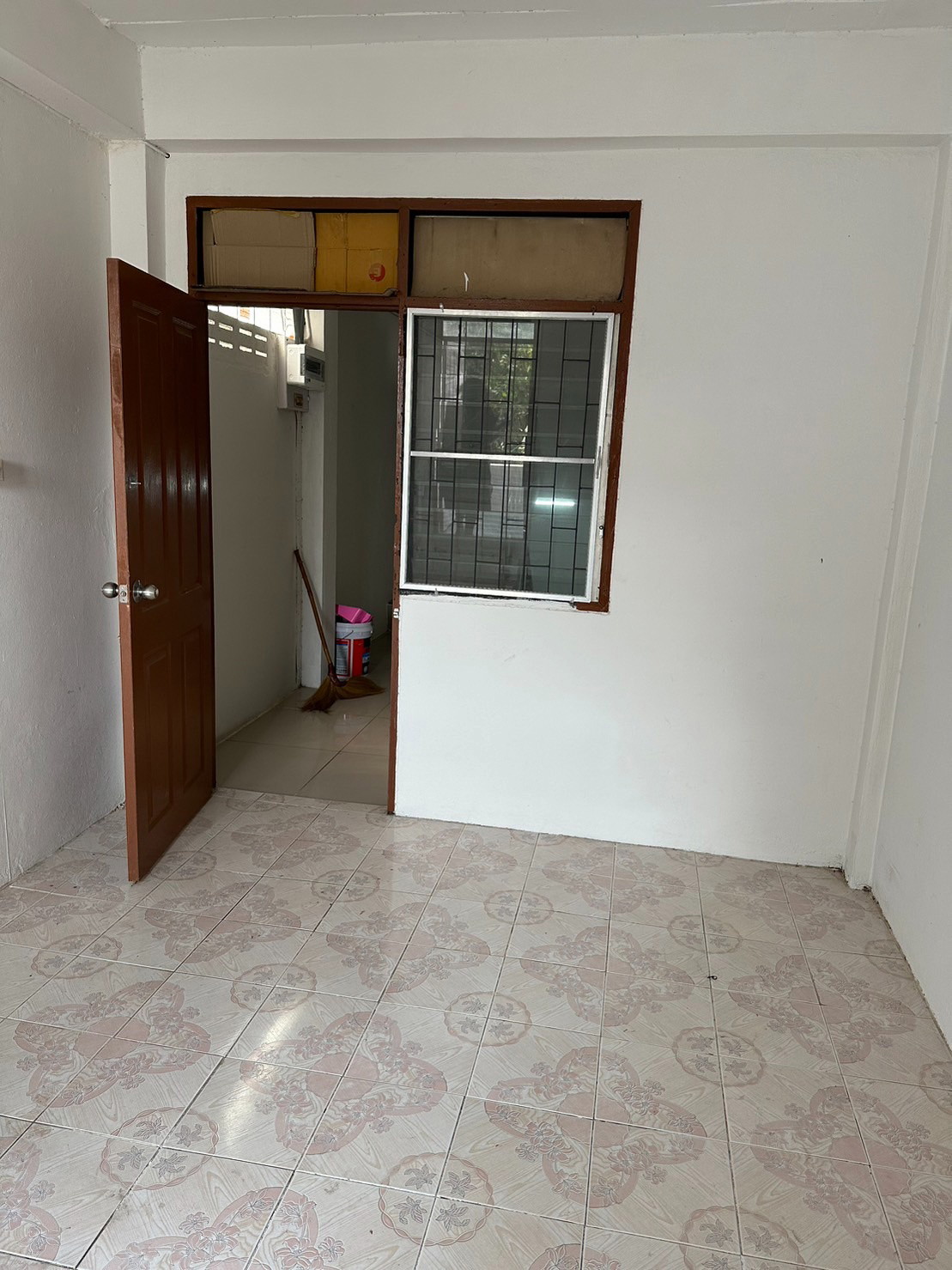 1 Bed Condo · Bang Khun Thian, bangkok — photo 4