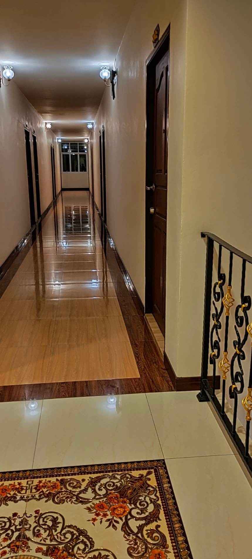 1 Bed Condo — photo 4