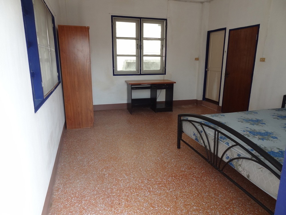 1 Bed Condo · Bangkok Noi, bangkok — photo 4