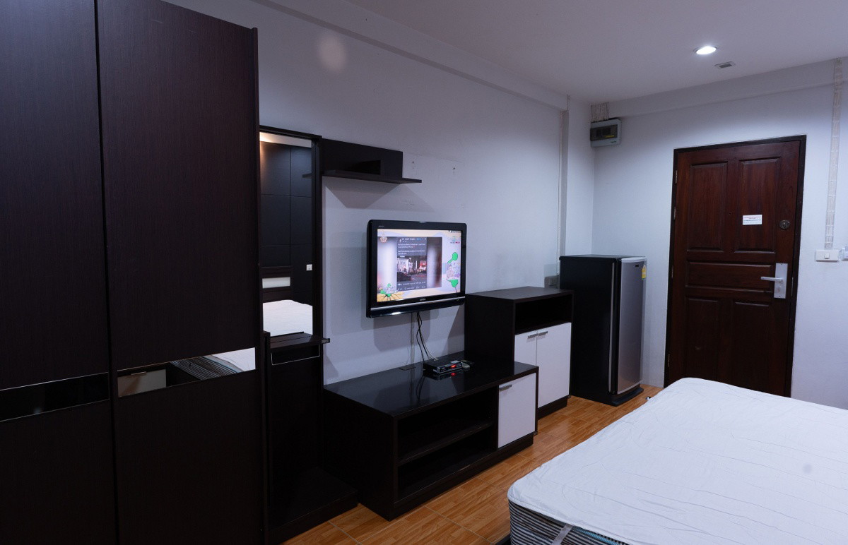 1 Bed Condo · Phra Khanong, bangkok — photo 4