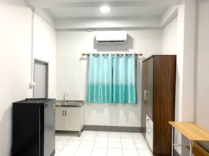 Condo — photo 2