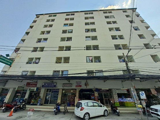 1 Bed Condo — photo 3