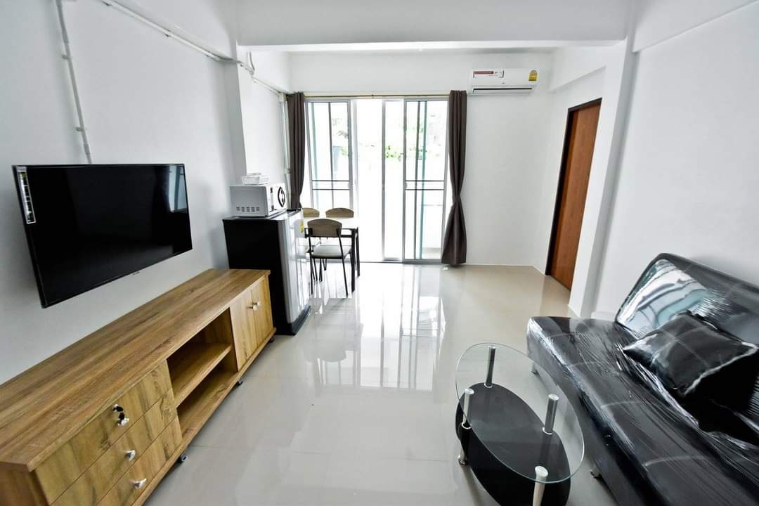 1 Bed Condo — photo 4