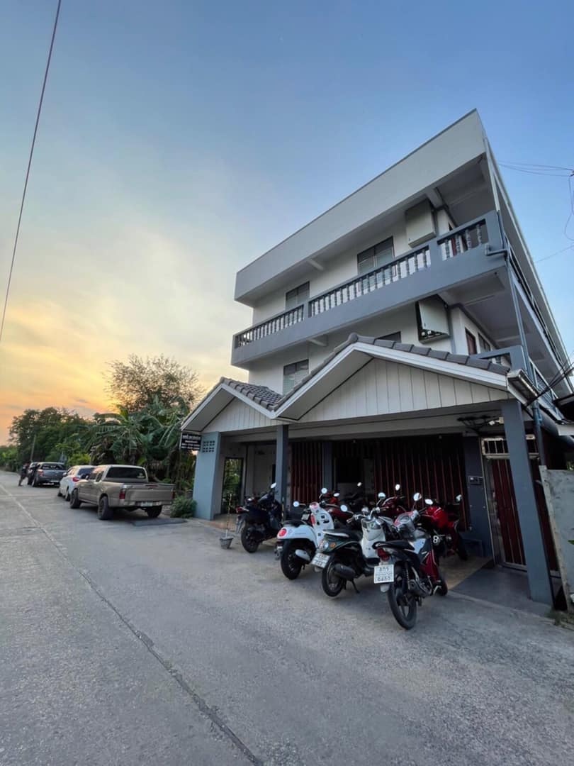 Condo · pathum_thani — photo 1