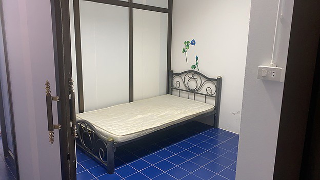 1 Bed Condo — photo 1