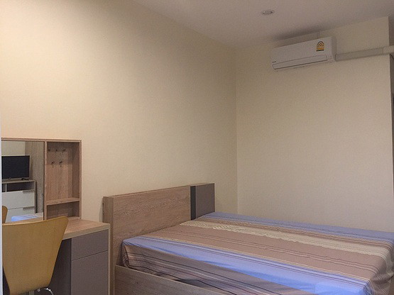 1 Bed Condo — photo 2