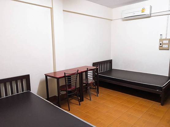 1 Bed Condo — photo 2