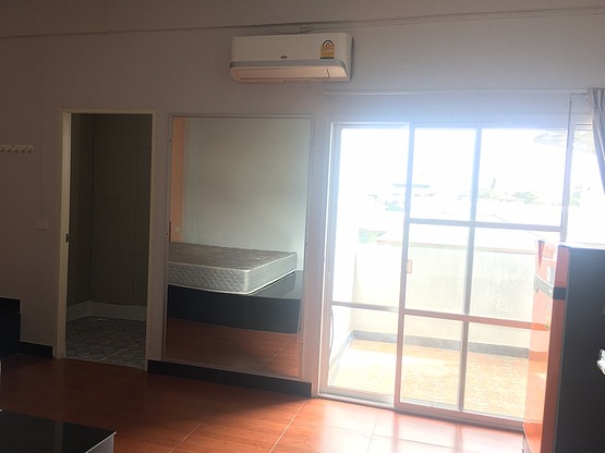 1 Bed Condo — photo 3