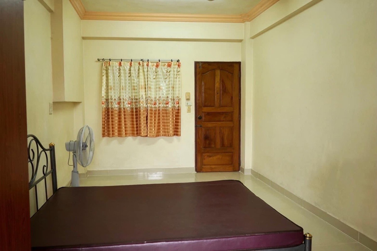 1 Bed Condo · Bangkok Noi, bangkok — photo 3