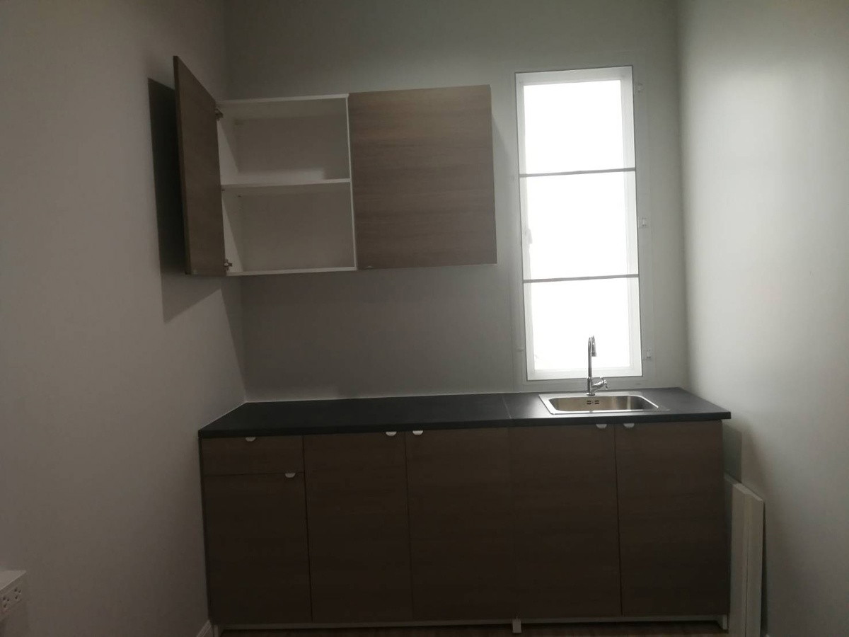1 Bed Condo — photo 1