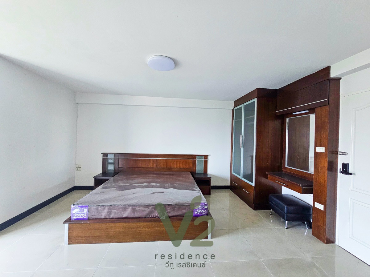 1 Bed Condo · Bangkok Noi, bangkok — photo 1