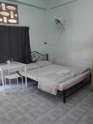 1 Bed Condo — photo 1