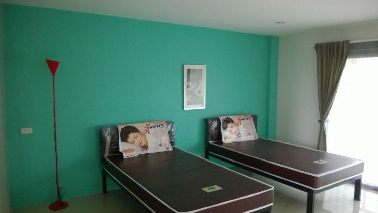 1 Bed Condo — photo 3