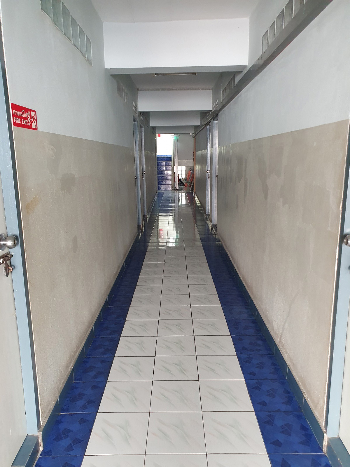 1 Bed Condo · Watthana, bangkok — photo 3