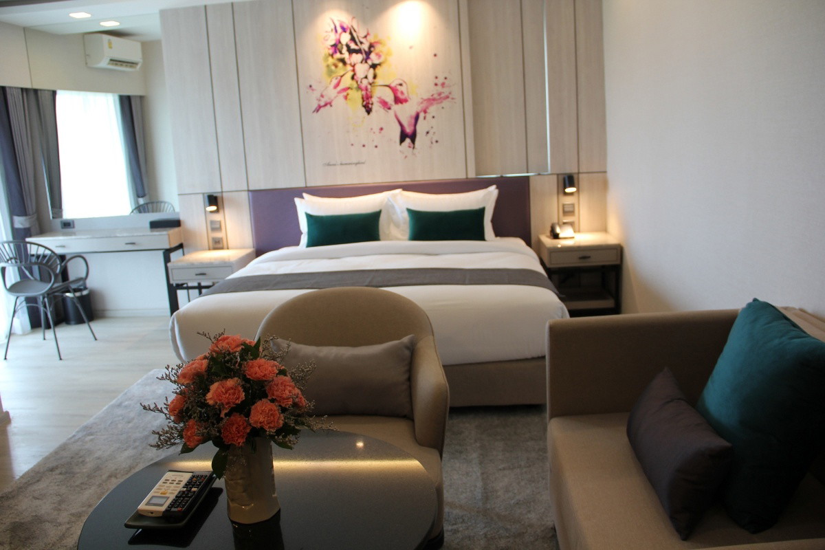 Condo · Phra Khanong, bangkok — photo 1