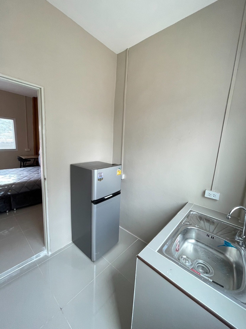 1 Bed Condo — photo 2
