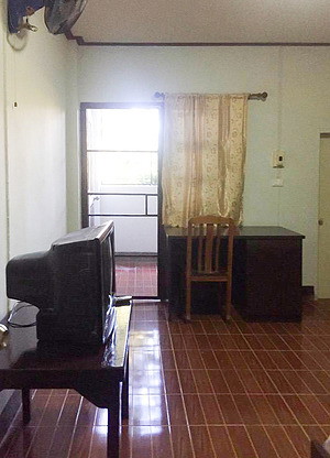 1 Bed Condo — photo 4