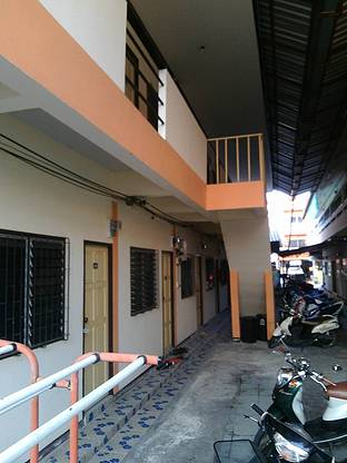 1 Bed Condo — photo 3