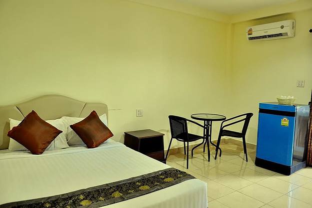 1 Bed Condo — photo 3