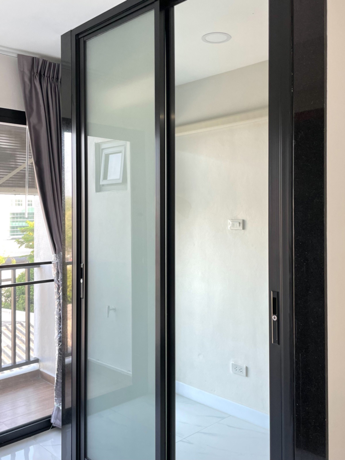 1 Bed Condo · Dusit, bangkok — photo 4