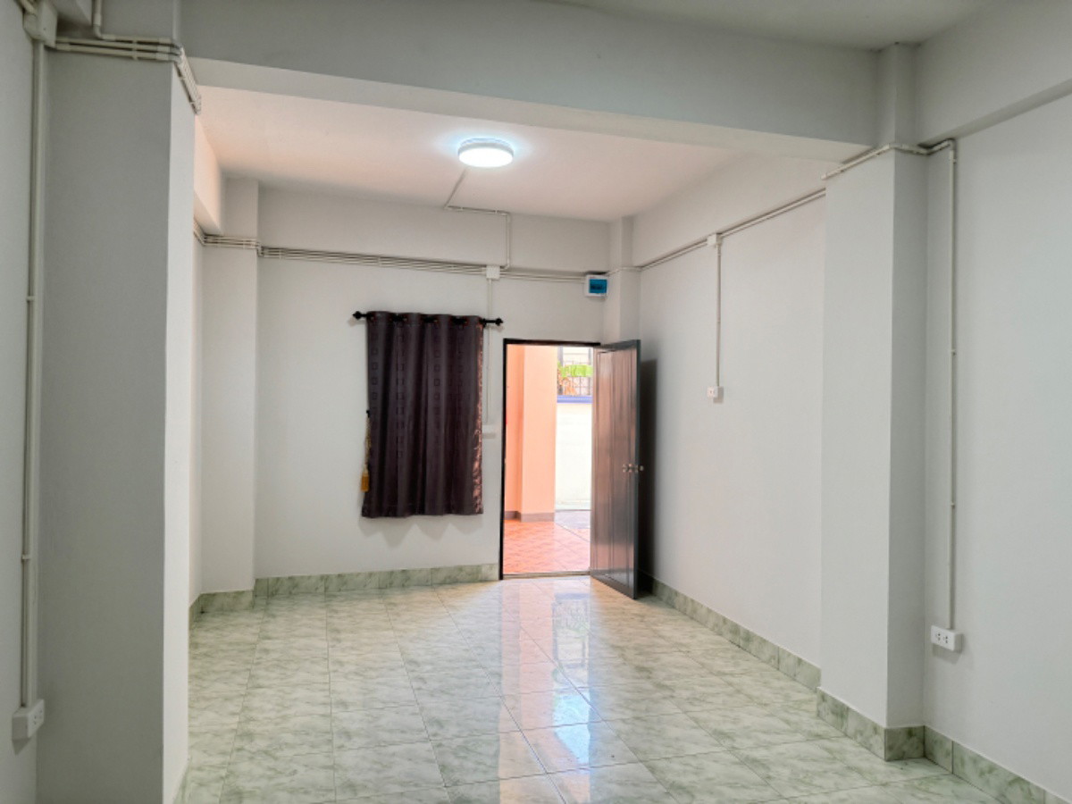 Condo · Mueang Samut Prakan, samut_prakan — photo 5