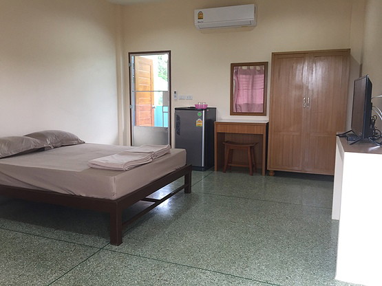 1 Bed Condo — photo 2