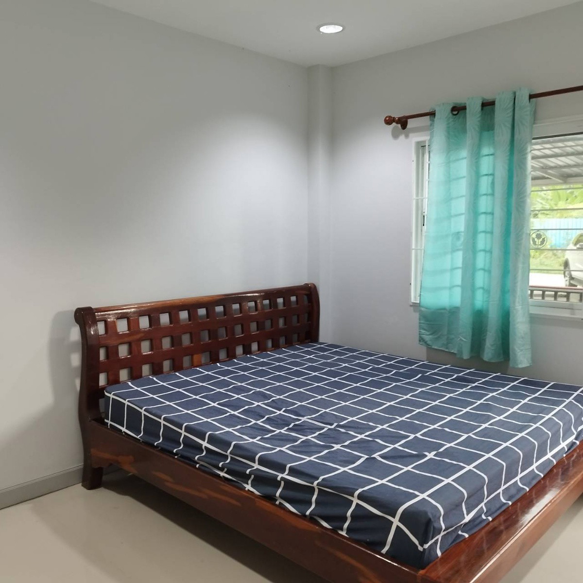 1 Bed Condo — photo 3