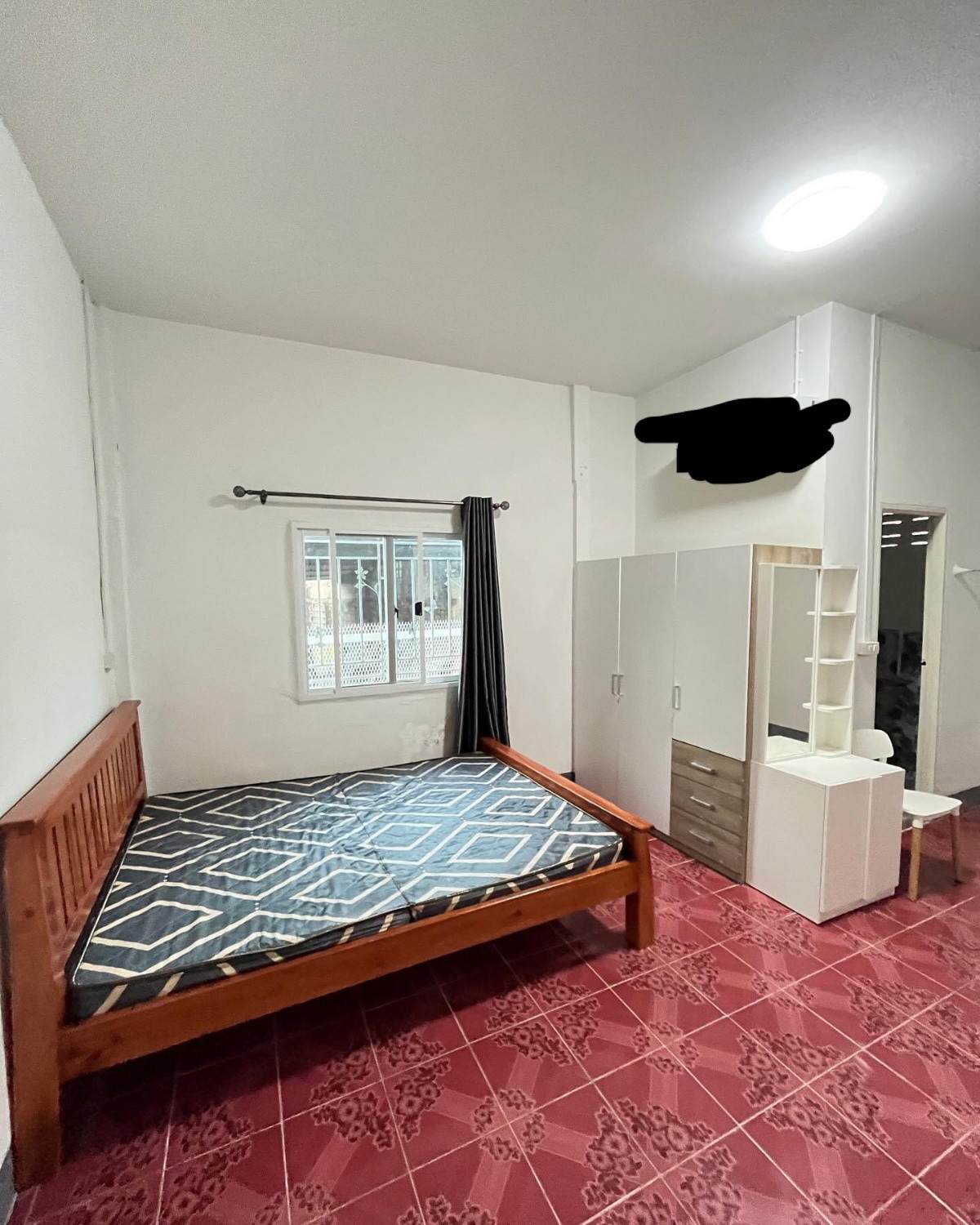1 Bed Condo — photo 4