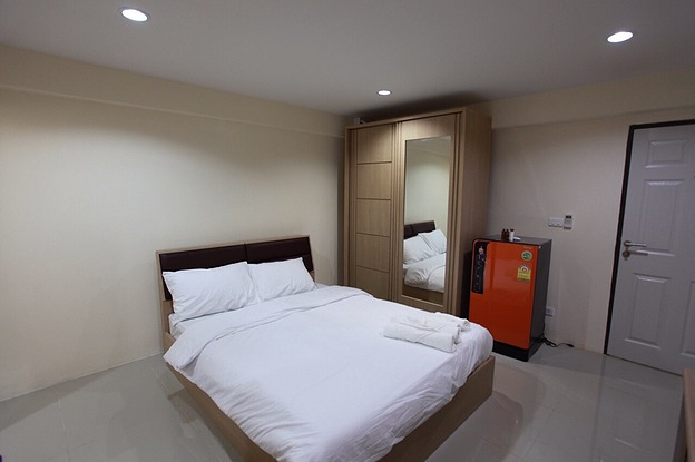 1 Bed Condo · Thon Buri, bangkok — photo 5