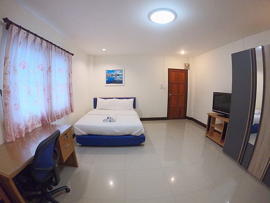 1 Bed Condo — photo 4